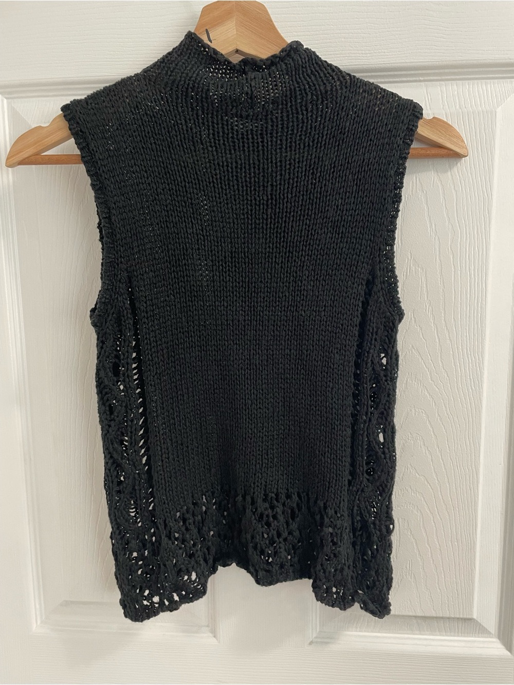 Jil Sander Black Crocheted Knit Sleeveless Top